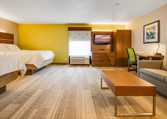 Holiday Inn Express Dublin By Ihg