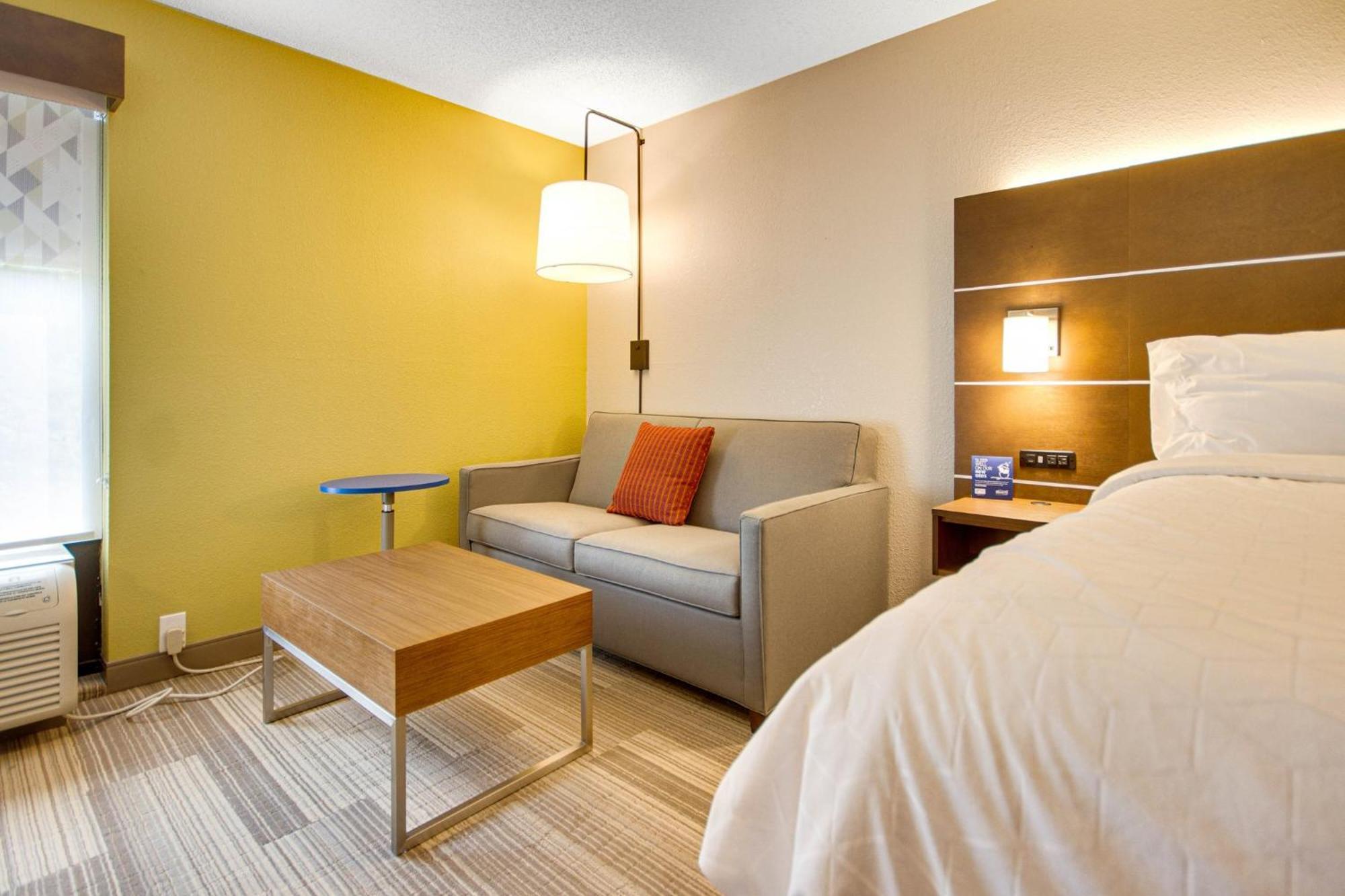 Express By Ihg Hotel Dublin