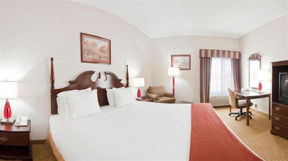 Express By Ihg Hotel
